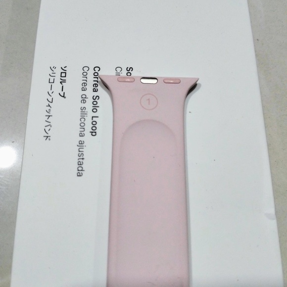 🟡Apple Watch 41mm Chalk Pink  Solo Loop - Size 1 - Picture 8 of 11